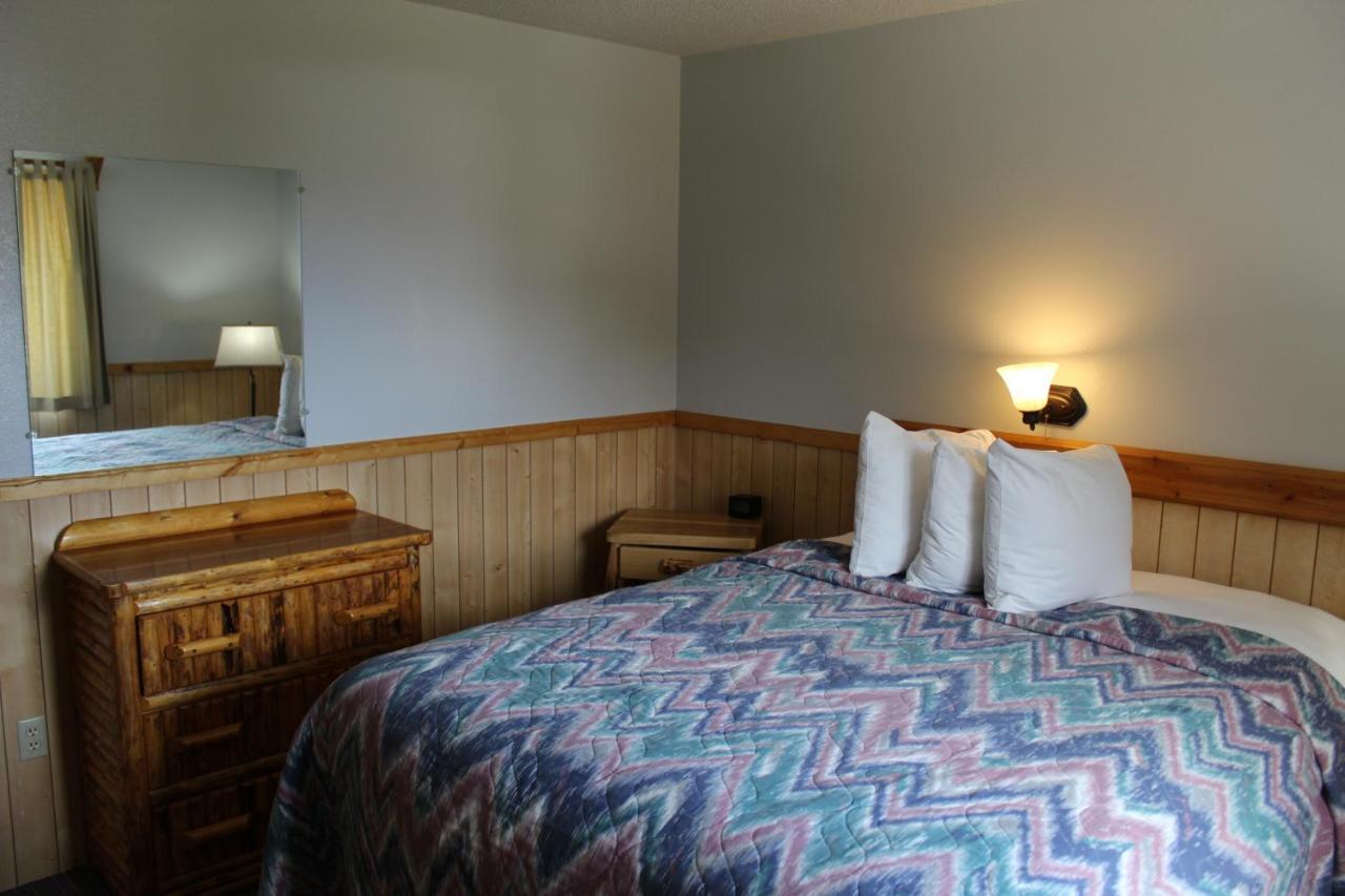Alpine Motel Of Cooke City-Silver Gate Dış mekan fotoğraf